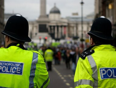 Βρετανική οικογένεια εκμεταλλεύονταν ενήλικες άνδρες και τους μετέτρεπαν σε σκλάβους